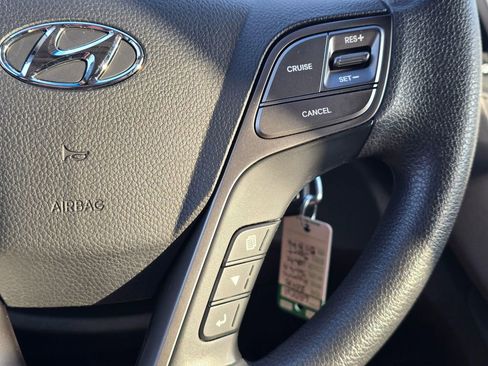 Used 2018 Hyundai Santa Fe Sport image 19