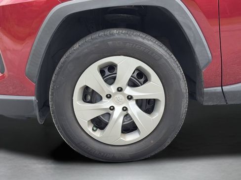 Used 2023 Toyota RAV4 LE FWD image 29