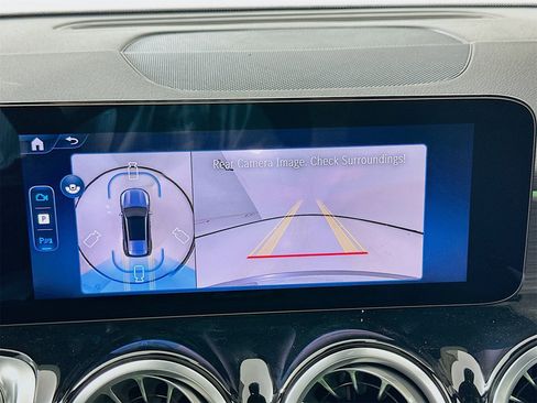 New 2026 Mercedes-Benz GLB 250 GLB 250 image 14