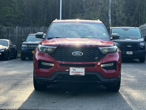 Used 2024 Ford Explorer ST w/ Equipment Group 401A image 2