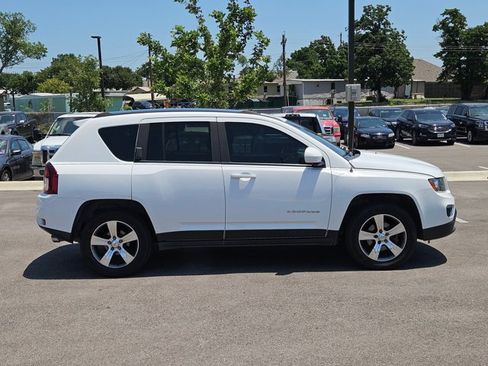 Used 2016 Jeep Compass High Altitude AWD/4WD image 4