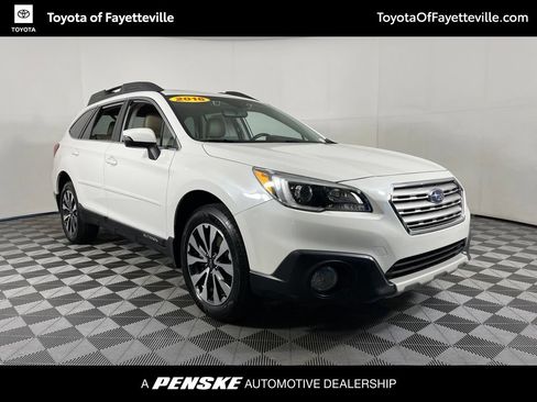 Used 2016 Subaru Outback 2.5i Limited AWD/4WD image 6