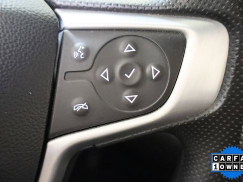 Used 2024 GMC Terrain SLE AWD/4WD image 28