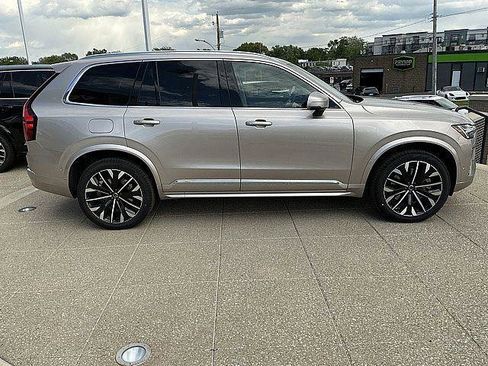 New 2026 Volvo XC90 T8 Ultra w/ Lounge Package AWD/4WD image 7