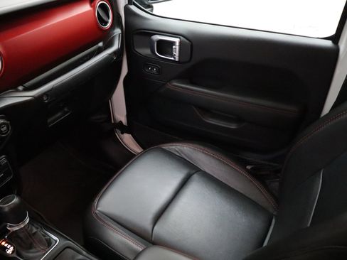 Used 2022 Jeep Gladiator Rubicon w/ Trailer Tow Package image 24