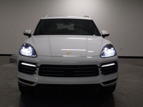 Certified 2019 Porsche Cayenne E-Hybrid image 10