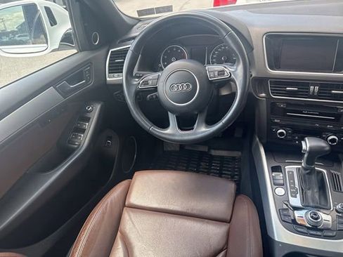 Used 2017 Audi Q5 2.0T Premium Plus w/ Technology Package AWD/4WD image 17