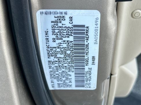 Used 2002 Toyota Avalon XLS FWD image 21
