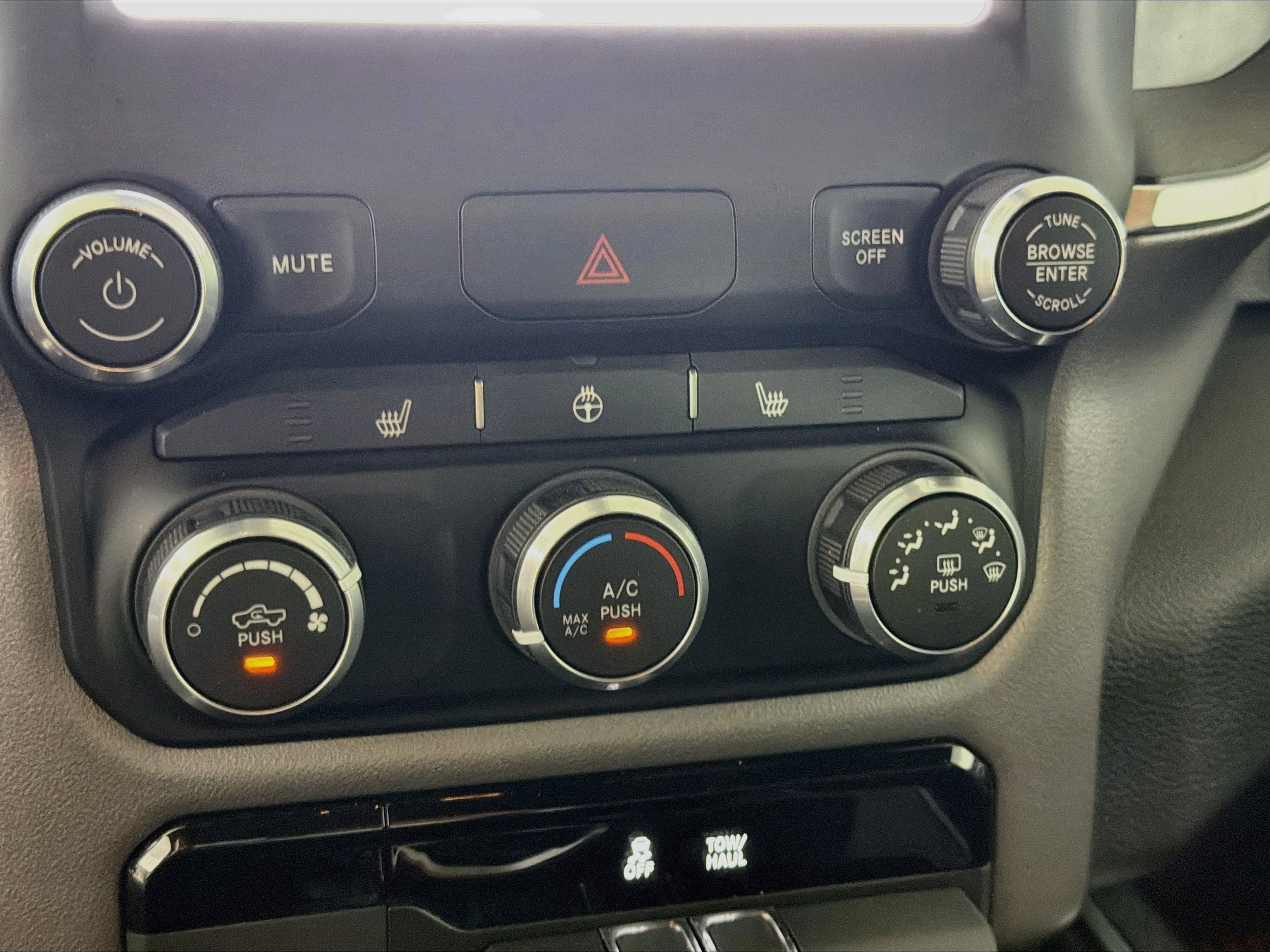 Used 2023 RAM 1500 Big Horn AWD/4WD image 22
