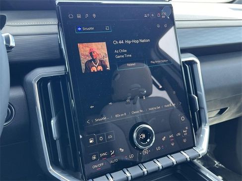 New 2025 GMC Acadia Elevation image 15