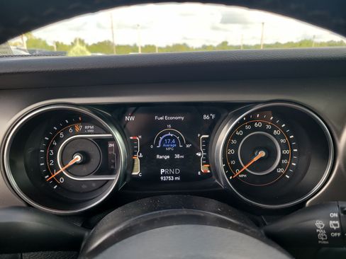 Used 2020 Jeep Wrangler Unlimited Sport S AWD/4WD image 30