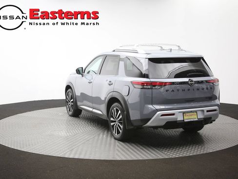 Used 2024 Nissan Pathfinder Platinum w/ Black Appearance Package AWD/4WD image 69