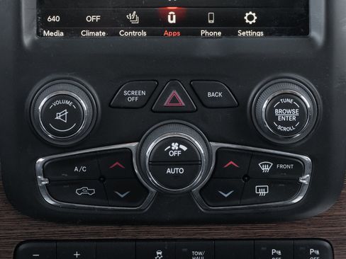 Used 2019 RAM 1500 Laramie w/ Convenience Group image 38