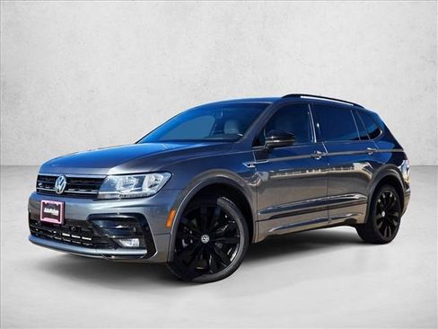 Used 2021 Volkswagen Tiguan SE R-Line image 1