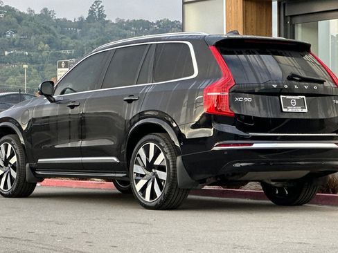 Certified 2025 Volvo XC90 T8 Ultra image 7
