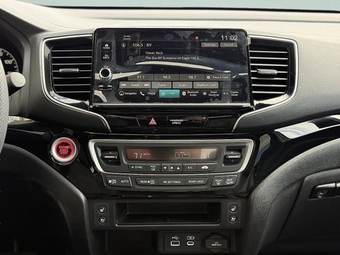 Certified 2026 Honda Ridgeline Black Edition image 19