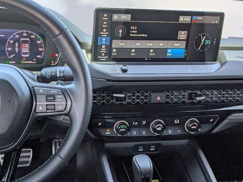 Used 2025 Honda Accord Sport image 20