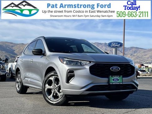 Used 2024 Ford Escape ST-Line image 1