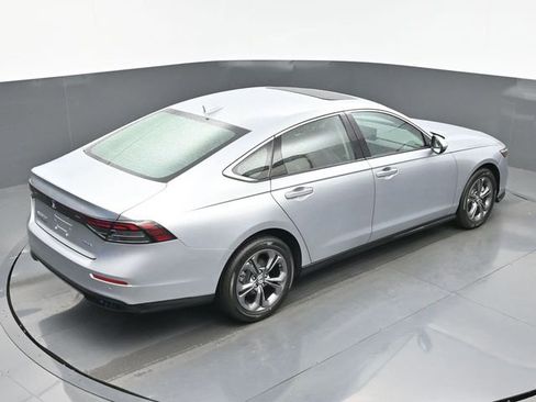 New 2025 Honda Accord EX-L image 34