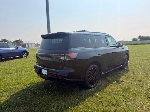 Used 2026 INFINITI QX80 4WD w/ Sport Exterior Package image 5