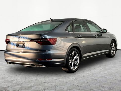 Used 2020 Volkswagen Jetta R-Line w/ R-Line Cold Weather Package FWD image 6