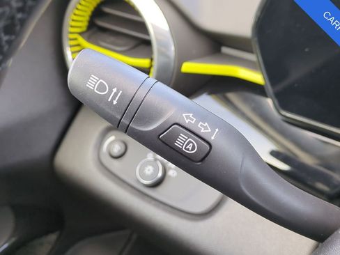 Used 2024 Chevrolet Trax ACTIV w/ Driver Confidence Package image 28