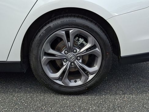 Certified 2024 Honda Accord EX image 8