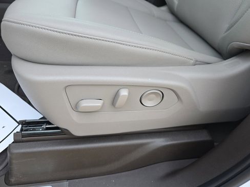 New 2026 GMC Sierra 1500 SLT w/ SLT Premium Plus Package image 24