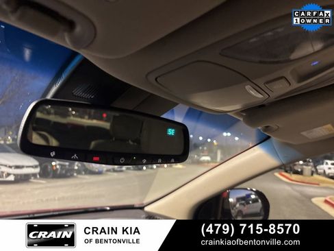 Used 2017 Hyundai Santa Fe Limited image 20