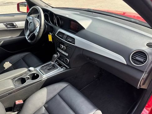 Used 2014 Mercedes-Benz C 250 Sedan image 15