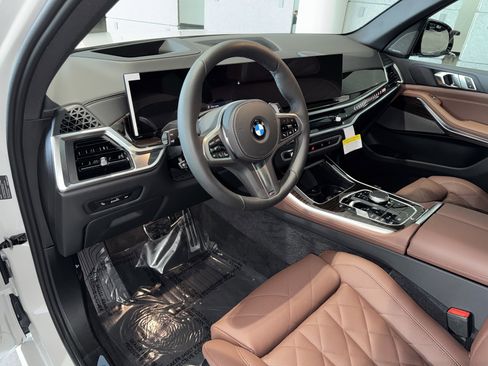 New 2026 BMW X5 sDrive40i w/ M Sport Package image 15
