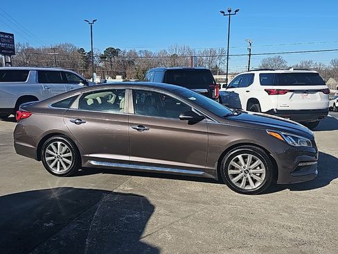 Used 2017 Hyundai Sonata Limited w/ Tech Package 03 image 2