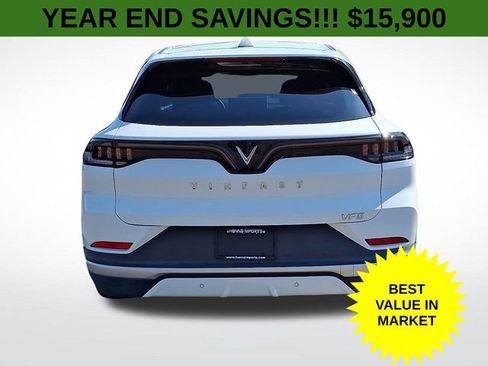 Used 2023 VinFast VF 8 Eco image 6