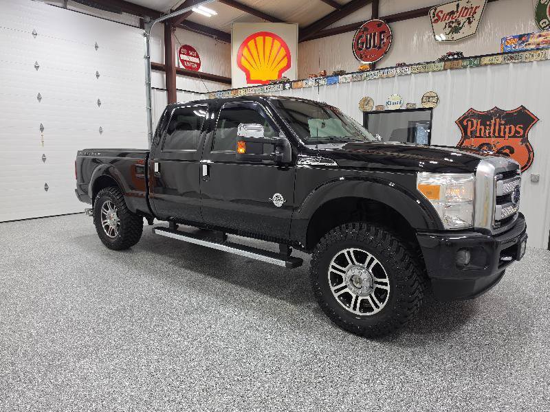 Used 2016 Ford F250 Platinum w/ FX4 Off-Road Package AWD/4WD image 5