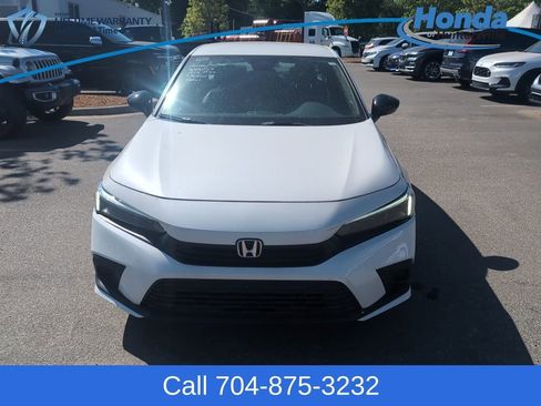 Used 2023 Honda Civic Sport image 2