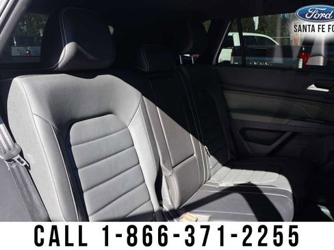 Used 2023 Volkswagen Atlas Cross Sport SEL Premium R-Line image 28