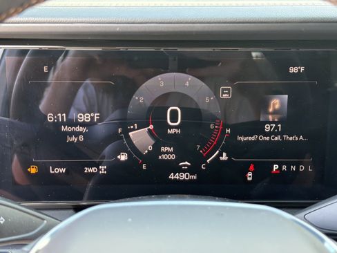 Used 2026 GMC Terrain AT4 w/ Technology Package II AWD/4WD image 27