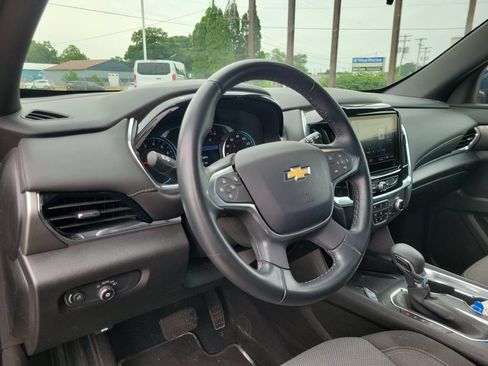 Used 2023 Chevrolet Traverse LT w/ LPO, Floor Liner Package AWD/4WD image 23