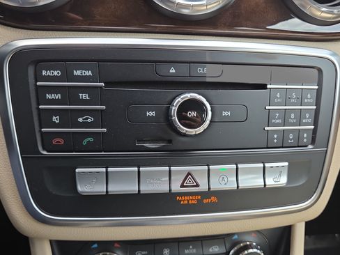 Certified 2017 Mercedes-Benz CLA 250 image 29