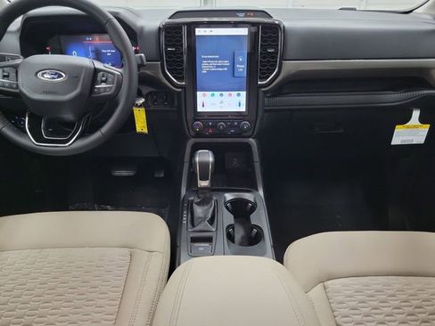 New 2025 Ford Ranger XLT w/ FX4 Off-Road Package AWD/4WD image 15