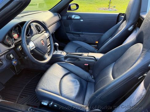 Used 2006 Porsche Boxster RWD image 9