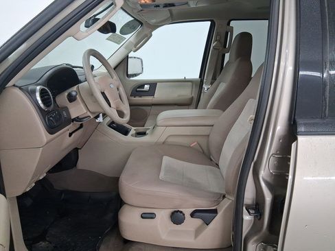 Used 2003 Ford Expedition XLT image 5