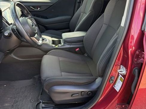 Used 2022 Subaru Outback Premium image 5