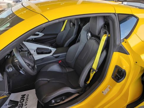 Used 2025 Chevrolet Corvette Z06 w/ Z07 Performance Package RWD image 23