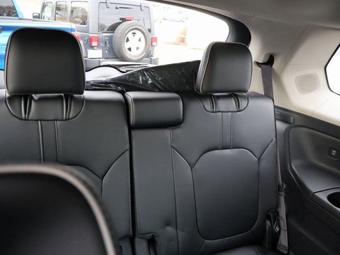 Certified 2025 Honda Pilot Elite image 13