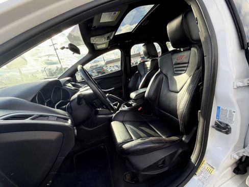 Used 2013 Ford Focus ST image 41