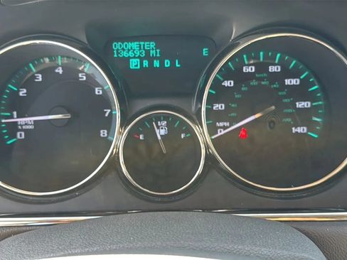 Used 2016 Buick Enclave Convenience FWD image 19