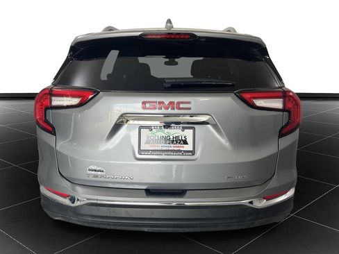 Used 2023 GMC Terrain SLT AWD/4WD image 4
