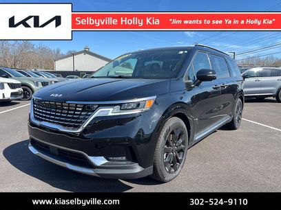 Used 2023 Kia Carnival SX