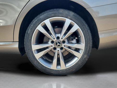 Used 2020 Mercedes-Benz C 300 4MATIC Sedan image 7